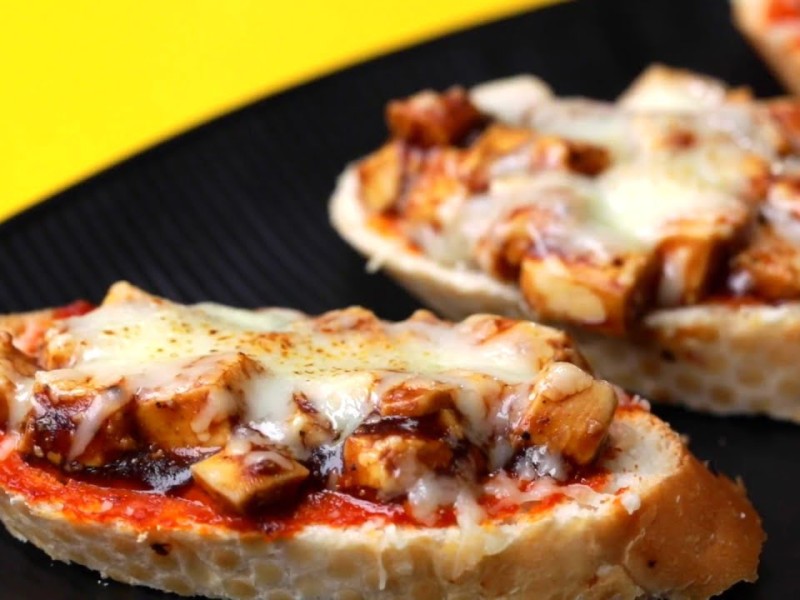 Barbeque Paneer Bruschetta Image