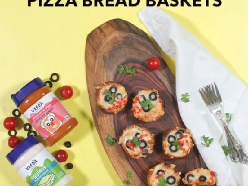 Pizza Bread Basket Image