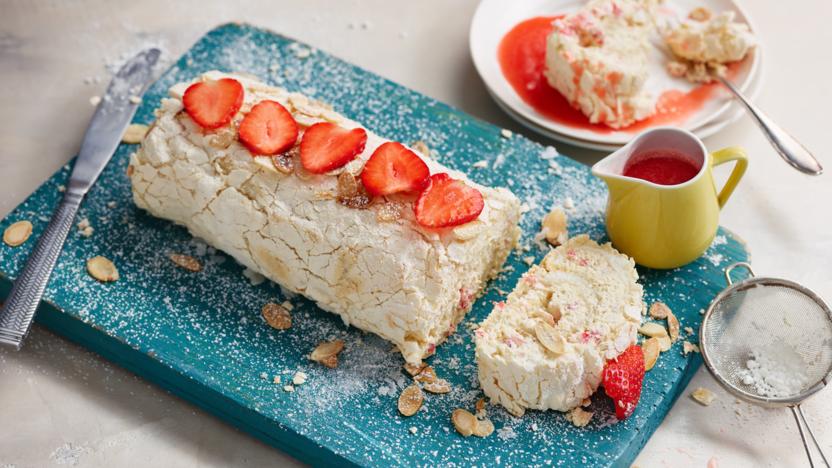 Strawberry and almond meringue roulade Image